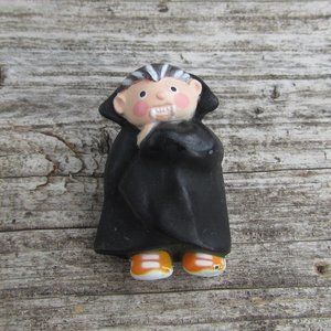 Vampire Dracula Brooch  (c) S. Lehman Halloween